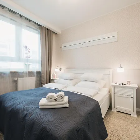 Cybernetyki 2c P&o Serviced *